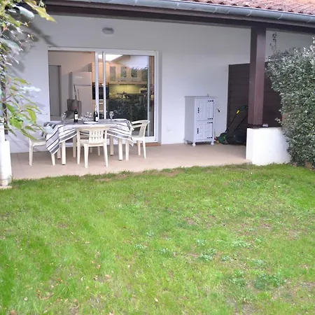Holiday home Maison Lore Mendi Amotz Saint-Pee-sur-Nivelle
